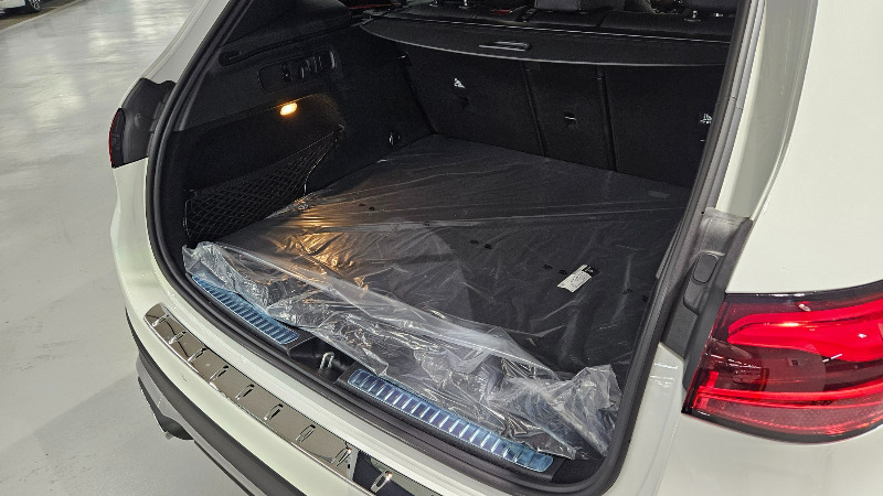 car Mercedes Benz GLC id66096 photo #10