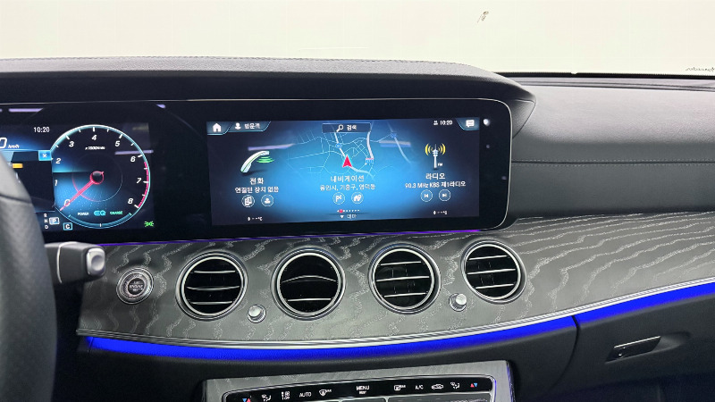 car Mercedes Benz E Class id66103 photo #16