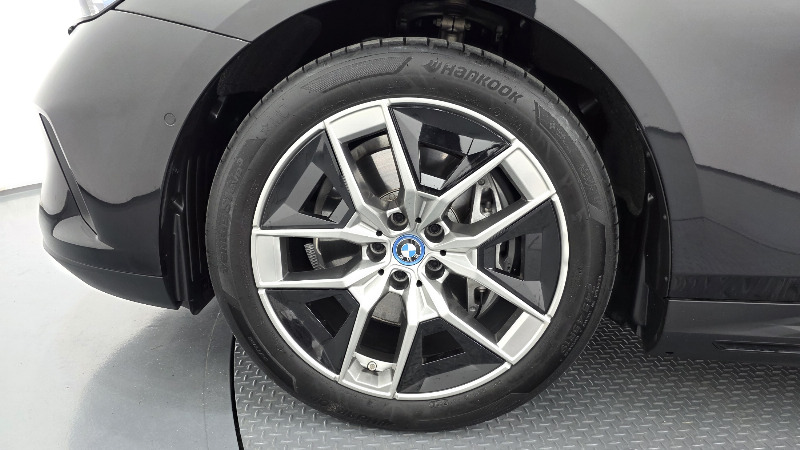car BMW i5 id66110 photo #5