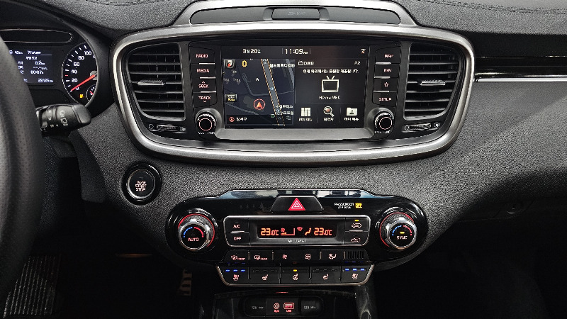 car KIA Sorento id66146 photo #14