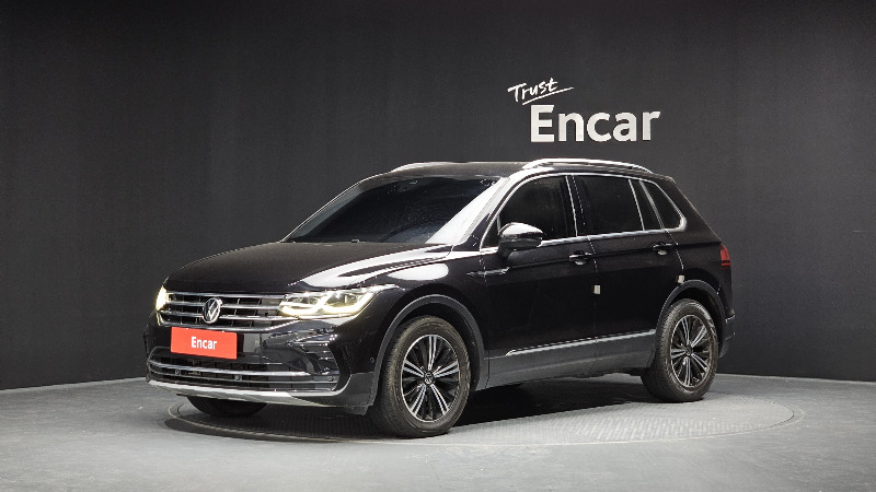 car Volkswagen Tiguan id66221 main photo
