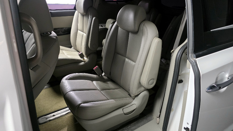 car KIA Carnival id66231 photo #11