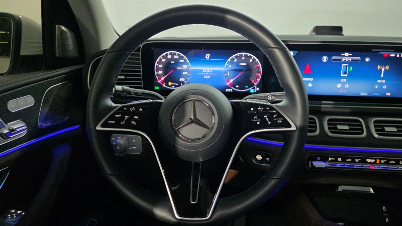 car Mercedes Benz GLE id66268 photo #19