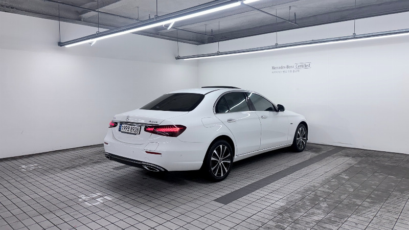 car Mercedes Benz E Class id66320 photo #2