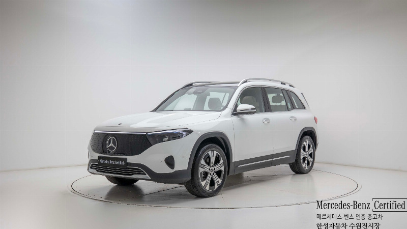 car Mercedes Benz EQB id66357 main photo