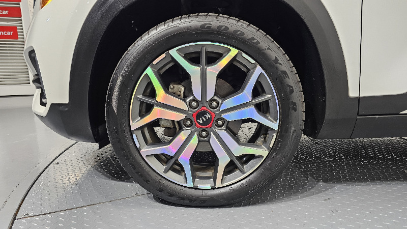 car KIA Seltos id66426 photo #5