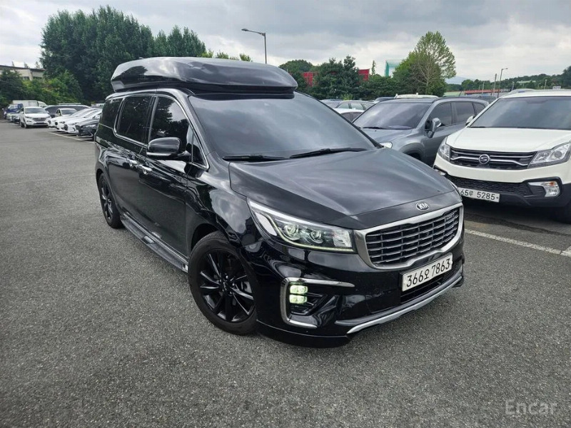 car KIA Carnival id66441 main photo