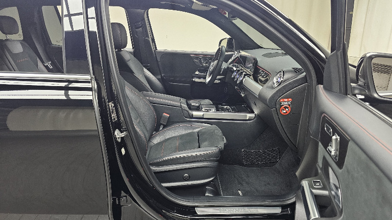car Mercedes Benz GLB id66507 photo #11