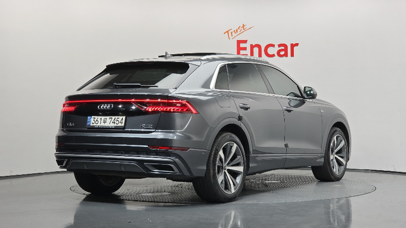 car Audi Q8 id66514 photo #2