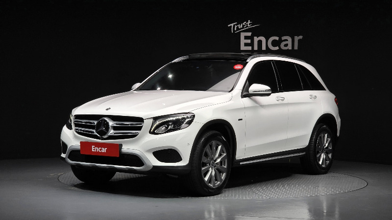 car Mercedes Benz GLC id66533 main photo