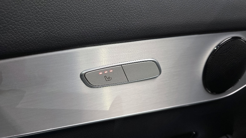 car Mercedes Benz GLC id66533 photo #29