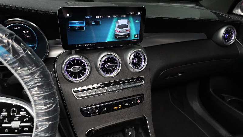 car Mercedes Benz GLC id66536 photo #14