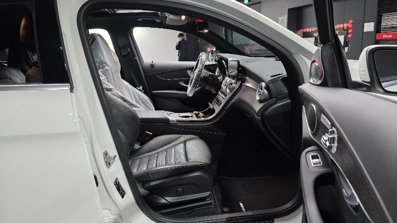 car Mercedes Benz GLC id66536 photo #26