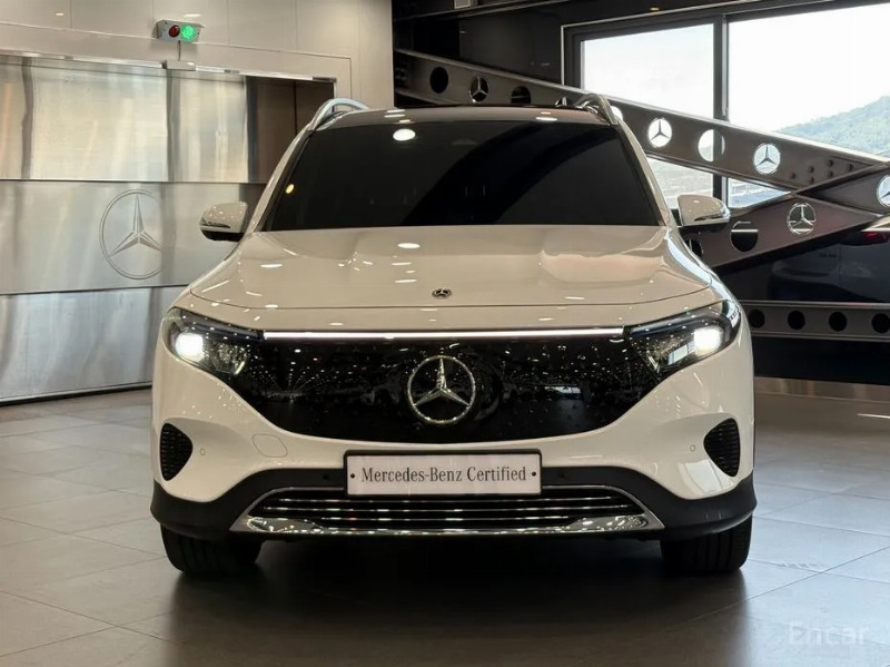 car Mercedes Benz EQB id66542 photo #2