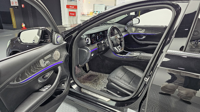 car Mercedes Benz E Class id66559 photo #10