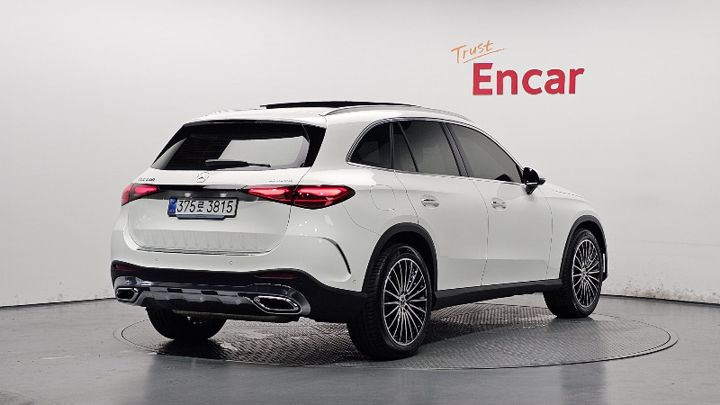 car Mercedes Benz GLC id66562 photo #2