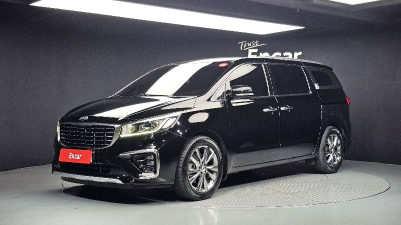 car KIA Carnival id66672 main photo