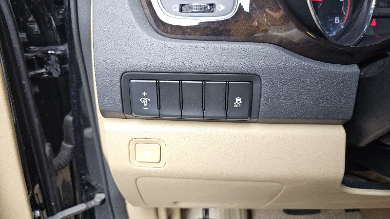 car KIA Carnival id66672 photo #18