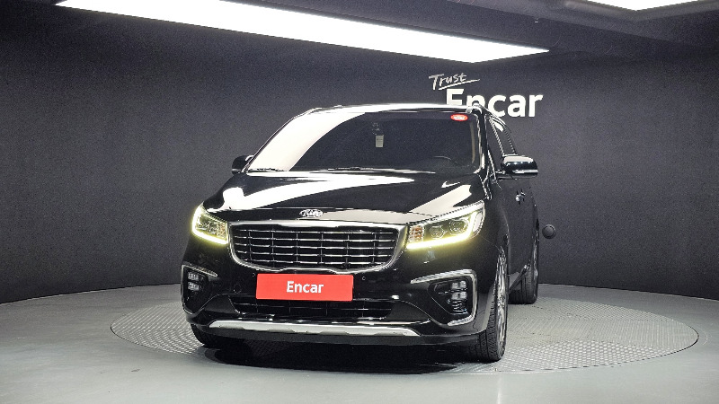 car KIA Carnival id66672 photo #3