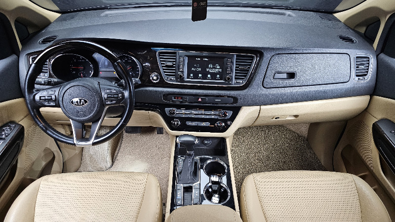 car KIA Carnival id66672 photo #7