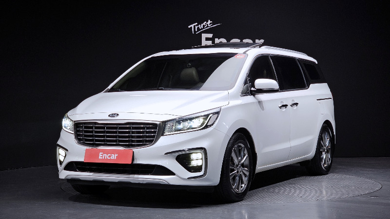 car KIA Carnival id66711 main photo