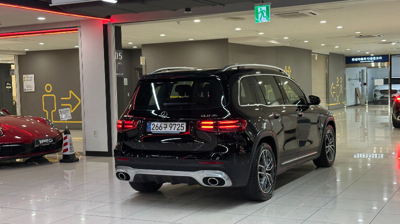 car Mercedes Benz GLB id66747 photo #3
