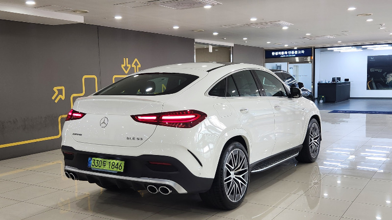 car Mercedes Benz GLE id66749 photo #4