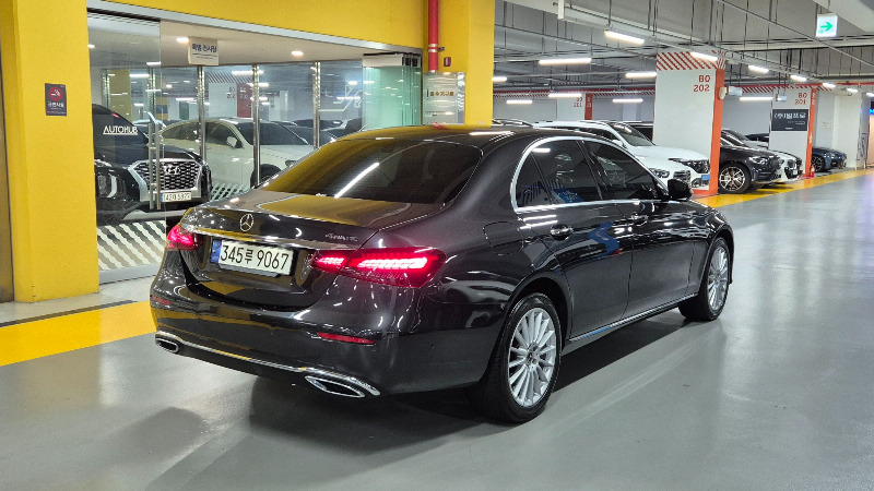 car Mercedes Benz E Class id66751 photo #2