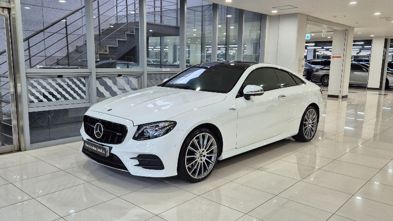 car Mercedes Benz E Class id66764 main photo