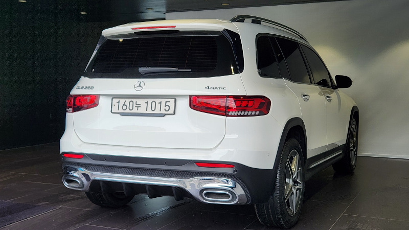 car Mercedes Benz GLB id66785 photo #2