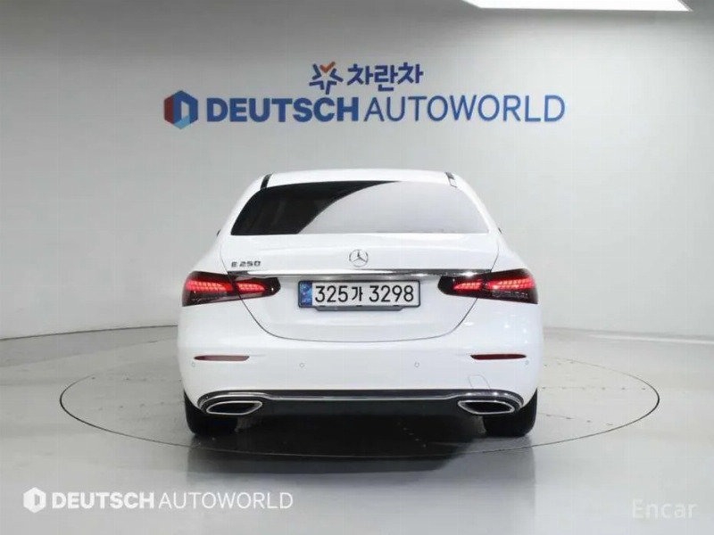car Mercedes Benz E Class id66818 photo #4