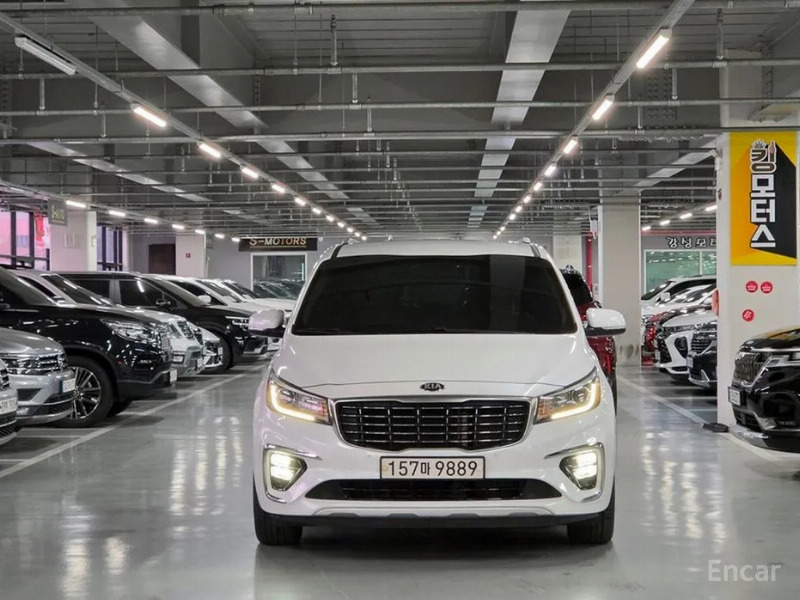 car KIA Carnival id66883 main photo