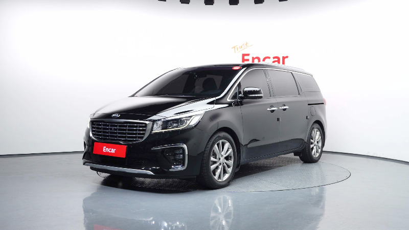 car KIA Carnival id66903 main photo