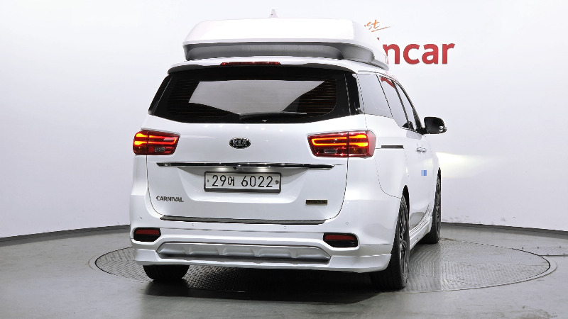 car KIA Carnival id66906 photo #4