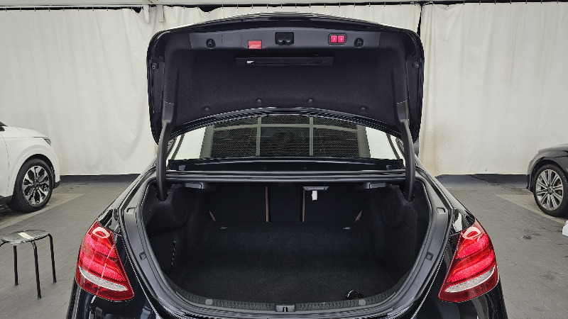 car Mercedes Benz E Class id66936 photo #20