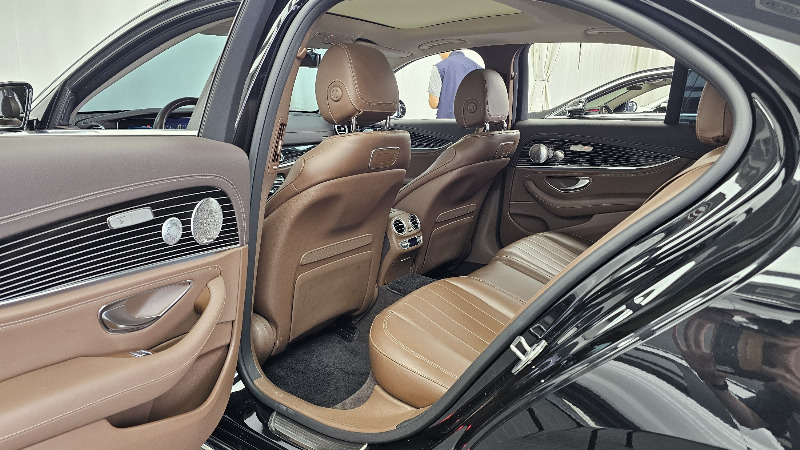 car Mercedes Benz E Class id66936 photo #26