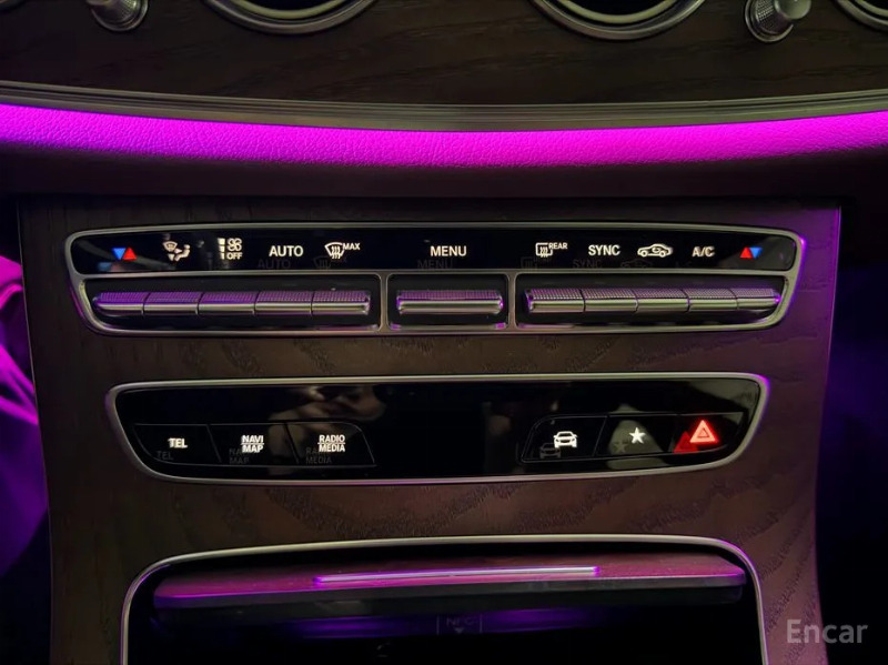 car Mercedes Benz E Class id66963 photo #9