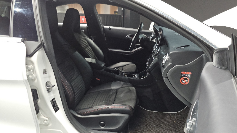 car Mercedes Benz CLA id66965 photo #12
