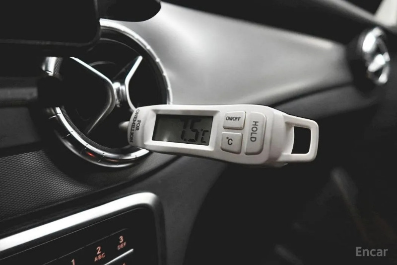 car Mercedes Benz CLA id66976 photo #18