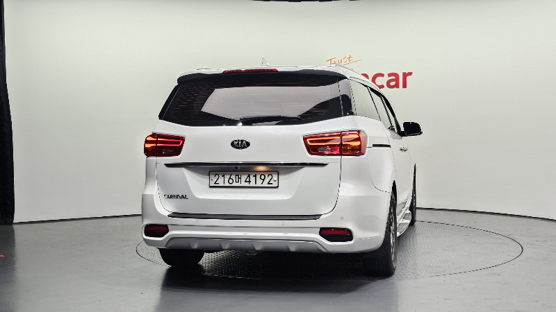 car KIA Carnival id67003 photo #4