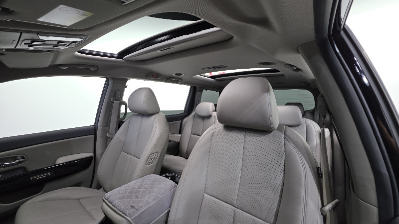 car KIA Carnival id67021 photo #11