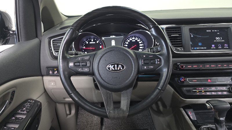 car KIA Carnival id67021 photo #13