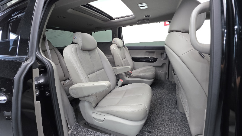 car KIA Carnival id67021 photo #19