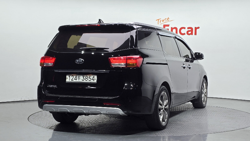 car KIA Carnival id67048 photo #2