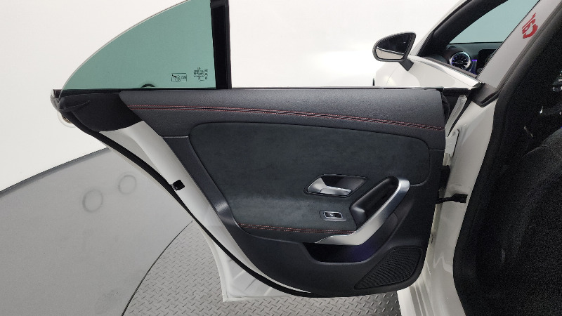 car Mercedes Benz CLA id67076 photo #25