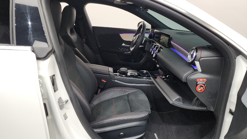 car Mercedes Benz CLA id67076 photo #26