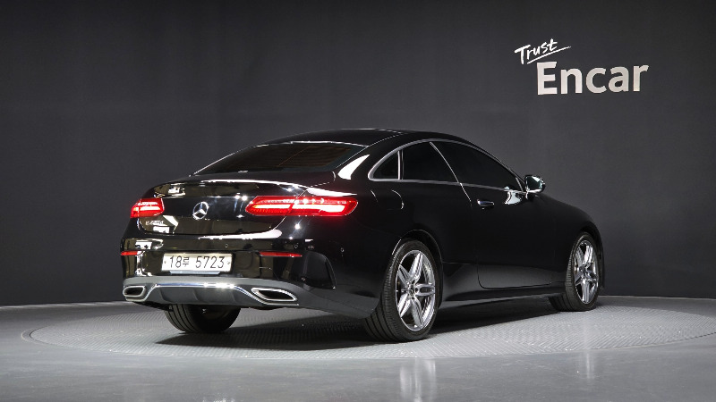 car Mercedes Benz E Class id67078 photo #2