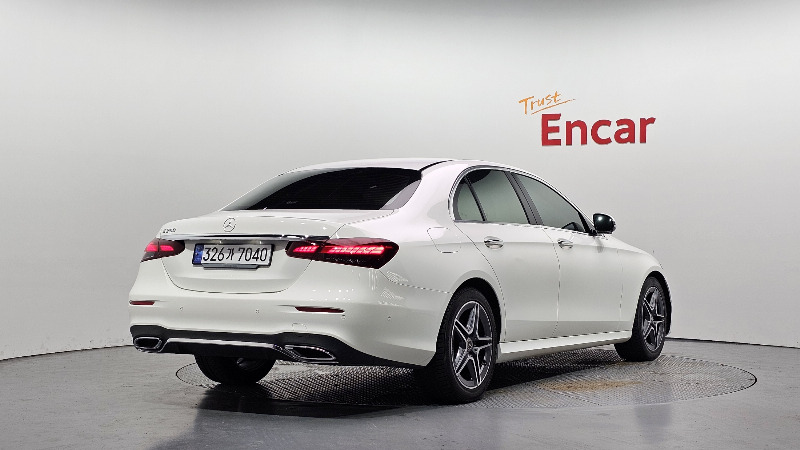 car Mercedes Benz E Class id67121 photo #2