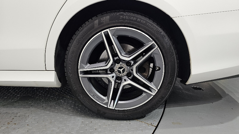 car Mercedes Benz E Class id67121 photo #21
