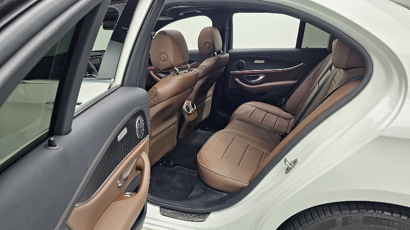 car Mercedes Benz E Class id67121 photo #28